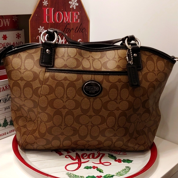 Coach Handbags - 🎄EUC Coach Signature Peyton Pocket Coated Canvas Leather Chocolate/Tan, F19816